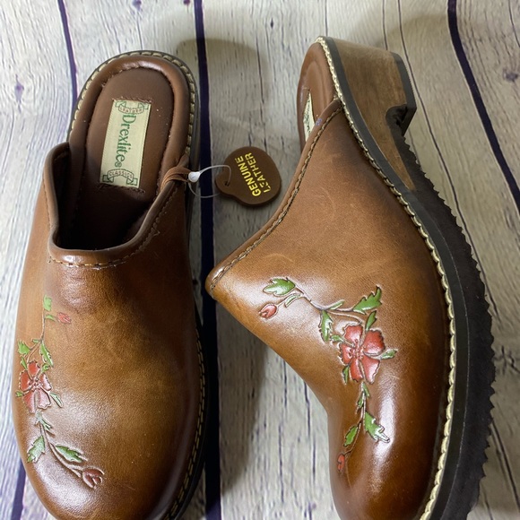 Drexlite Shoes Drexlite Brown Leather Clogs With Rose